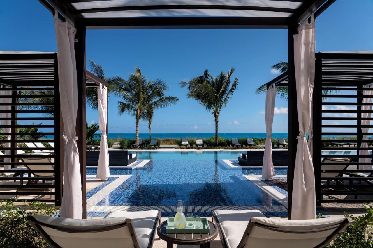 The Ritz-Carlton, Turks & Caicos Hotel Grace Bay Exterior photo
