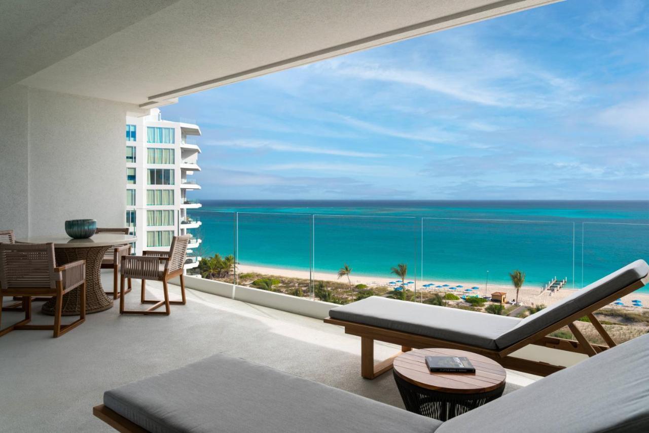 The Ritz-Carlton, Turks & Caicos Hotel Grace Bay Exterior photo